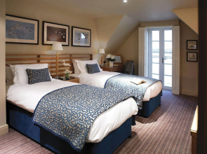 Braye Beach Hotel