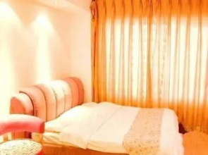 Yuexiang Apartment