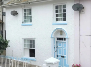 Delightful Period Cottage in the Heart of Brixham