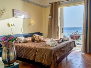 Sunny views & Dreamy Sunsets by BS