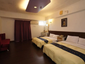 Rising Sun Hotel