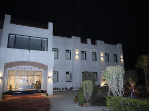 Pink Villa Boutique Hotel