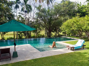 Family House With Large Garden In A Peaceful Setting