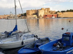 The House OF THE SUN Brindisi