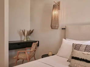 Utopia Hotel