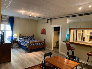 The Ivoryton Inn
