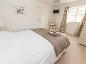 Dove Farm Cottage
