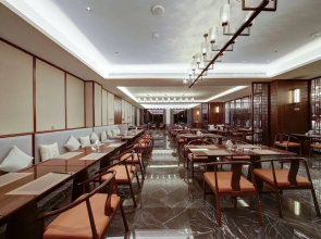 Howard Johnson by Wyndham Yilin Hotel Guangan