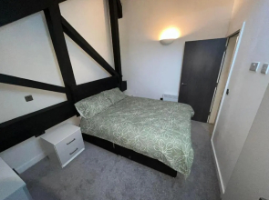 Luxury Newly Decorated 2 Bedroom Duplex