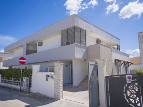 Torre Lapillo Apartment Sea View