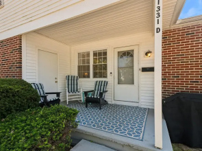 Cozy 2br Condo - Beachside Bliss With Yard Space 2 Bedroom Condo