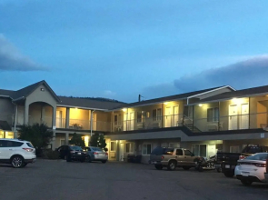 Econo Lodge Inn & Suites Kamloops