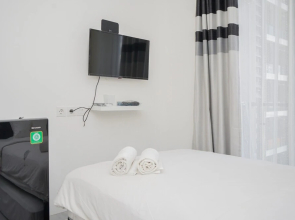 Elegant and Comfortable Studio Apartment at Sky House BSD