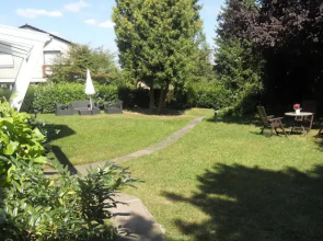 Haus Liebes Land