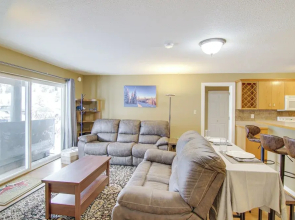 First-floor Big Sky Condo With Hot Tub!