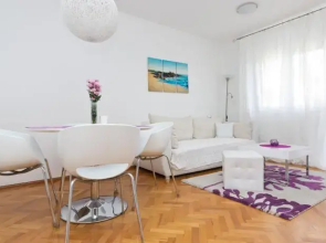 Apartment Ultra Split