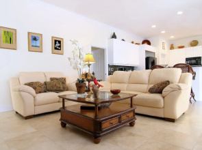 Legacy Vacation Pool Homes West 192 and Hwy 27 Area