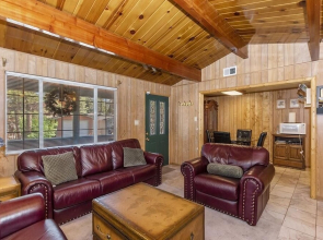 075 - Sherwood Chalet