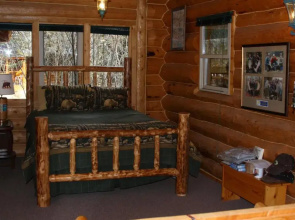 Wise Old Hunter Lodge