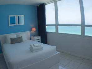Design Suites at Castle Beach
