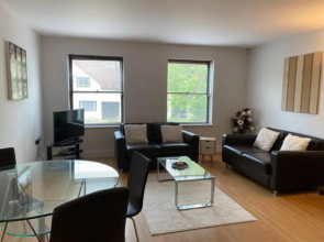 2 bed 2 baths in a central location ☆☆☆☆☆