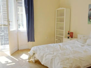 Balcony Flat Promenade