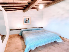 Open Pool Villa in Italy - Spoleto Umbria