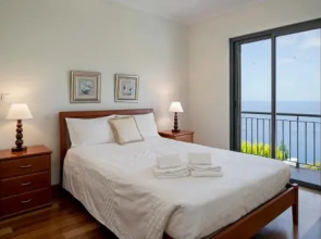Casa Amaro Mar by Our Madeira