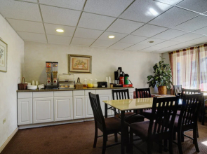 Americas Best Value Inn Barrington Chicago W