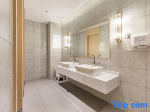Vienna Hotel Dehong Longchuan