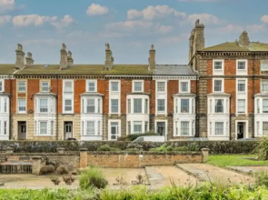 Host Stay Wellington House