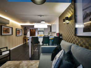 21st Floor 360 Suitop Hotel