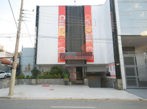 Calamares Hotel
