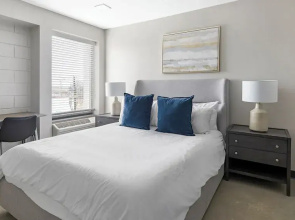 Landing Apartments at Five Points South