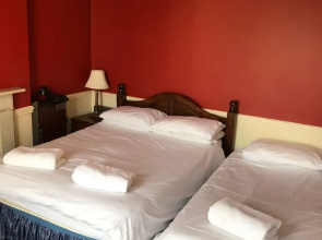 Park Inn Palace