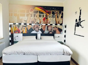 Room in Wangerland With Meals & Drinks
