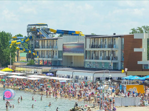 MohitoMore Club Hotel