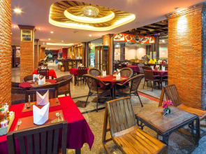 Tanawan Phuket Hotel