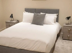 Cityscape Two Bedroom Apartment Ipswich