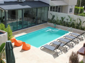 Echinus Lara Hotel