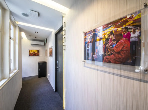 CUBE Boutique Capsule Hotel @ Chinatown