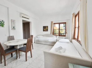 Matoula's House