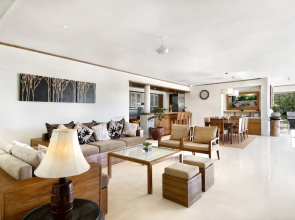 Villa Champa