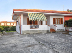 Stunning Home in Zambrone With Wifi and 2 Bedrooms