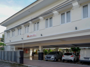 Urbanview Hotel Syariah Casa Azmya Yogyakarta