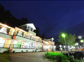 Gangchonwhite Castle Pension