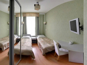 Невский просп., 105