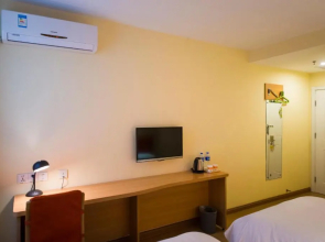 Home Inn Nantong Shiji Avenue Chongchuan Technology Park