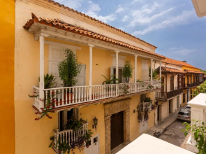 Al Alma Apart-Suites