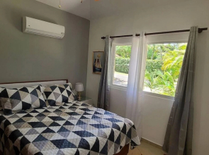 Great 4 Bedroom Getaway Villa With Large Private Pool